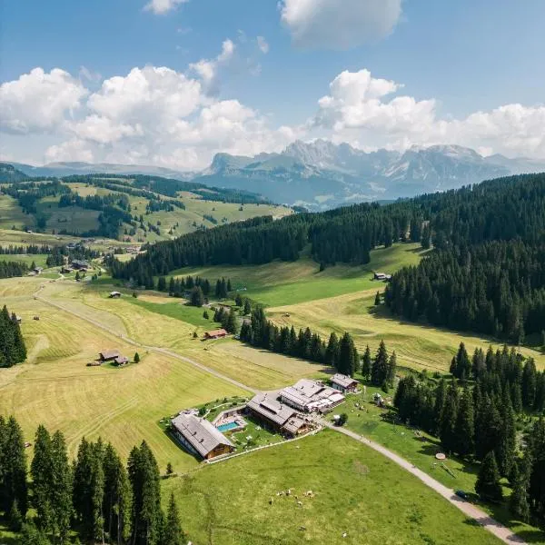 Dolomites Living Hotel Tirler, hotel v destinaci Alpe di Siusi