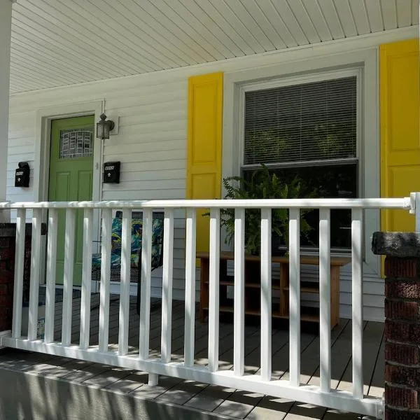 Apt A The Yellow Shuttered House, hotel v destinaci Sharon