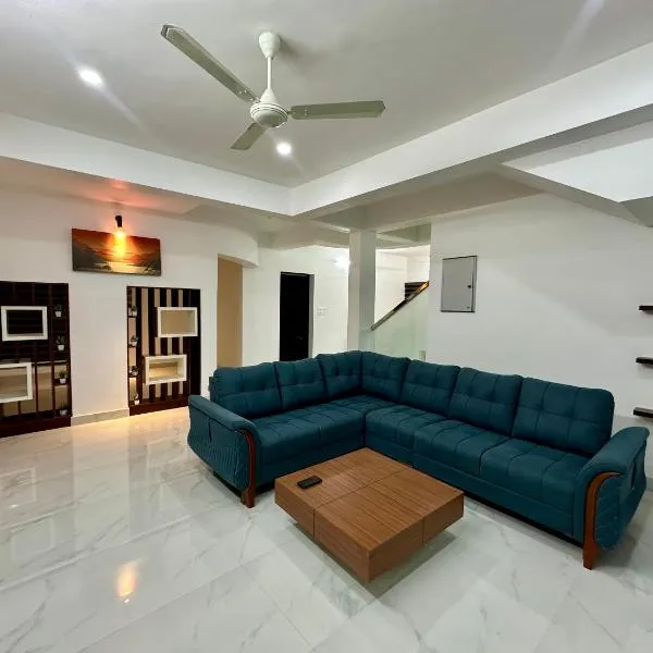 Padmanabham Villa Blissful 3BHK Stay Near Airport, hotel v destinaci Trivandrum