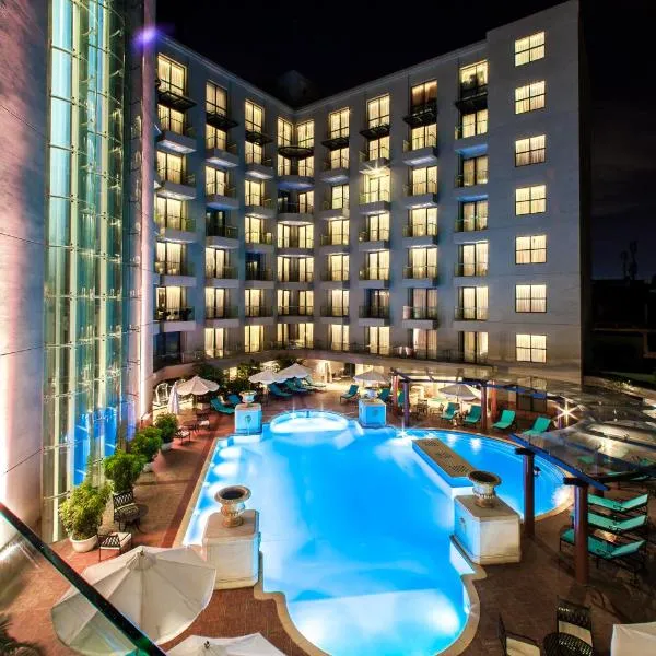 하노이에 위치한 호텔 아미 호텔(Army Hotel)