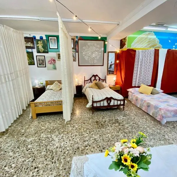 Hostel Venta, hotel v destinaci Esparragalico