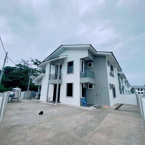 HELLOKITTY HOUSE- Unit 4, hotel in Kuala Terengganu