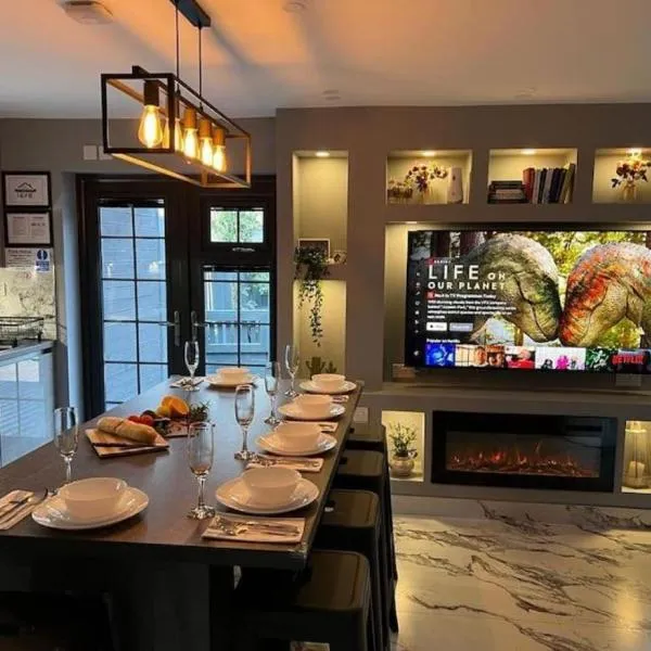 Urban Escape 4BedRoom House- With Free private Parking - Birmingham City, hotel v Birminghamu
