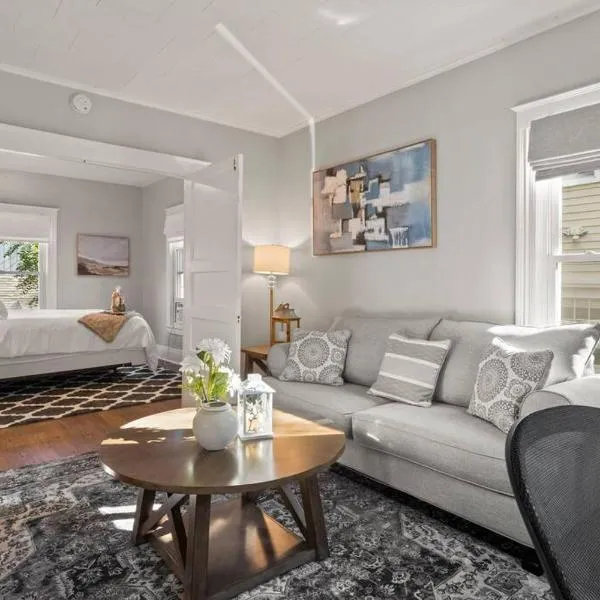 Beautiful One Bed in Lovely Park Ave Neighborhood, hotel v destinaci Rochester