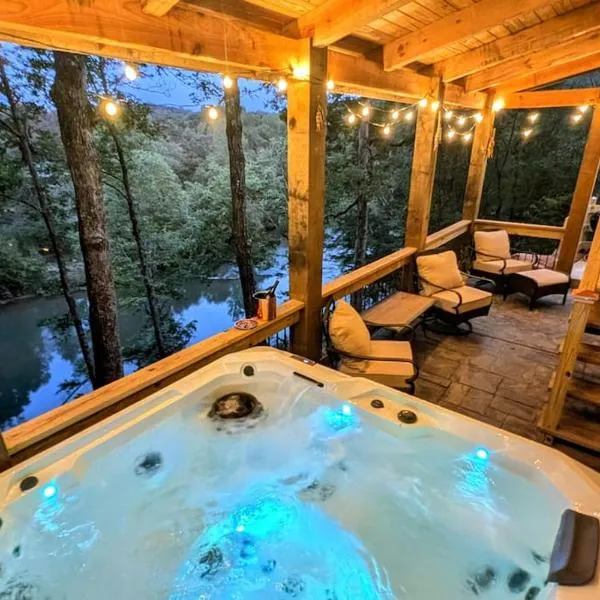 River Retreat Cabin - Living Water Farm, hotel en Cleveland