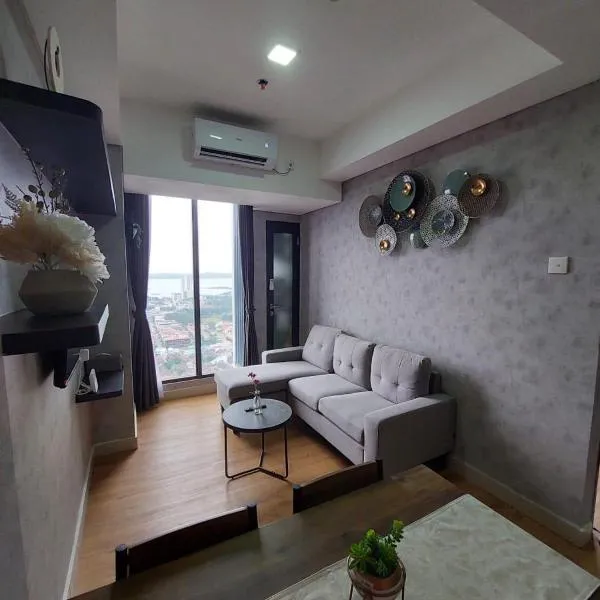 Zahra Sea View 2BDR Apartment Pollux Habibie Batam, hotel v destinaci Batam Center