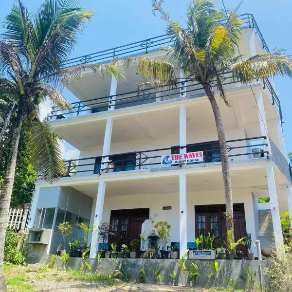 The Wave's Guest House, hotel v Mirisse (jih)