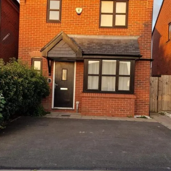 En-suite House, Minimum 3 nights bookings, hótel í Stockport