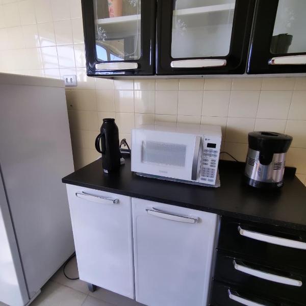 Apartamento no centro, com garagem e wi-fi - Foto 4