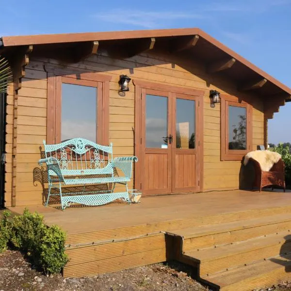 The Cabin Pipershill, hotel v destinaci Newtown Butler