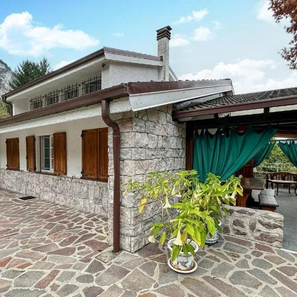 Splendido Appartamento A Bordogna, hotel a Roncobello