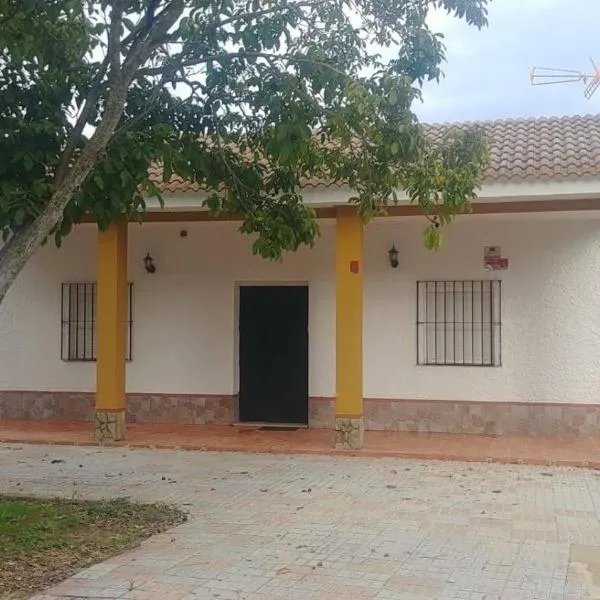Lo Conseguí, hotel in Bollullos de la Mitación