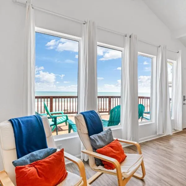 Oceanfront 2BR Cottage w Sunsets Views Comfy and Pet and Family Friendly, מלון בפריפורט