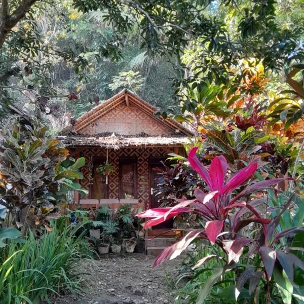 anik homestay & dormy Batukaras, hotell i Batukaras