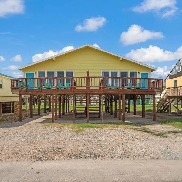 Oceanfront 2BR Cottage w Sunsets Views Comfy and Pet and Family Friendly, hotel v destinaci Freeport