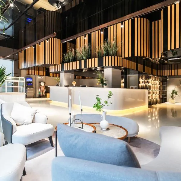 佛山顺德青森酒店-长鹿旅游休博园店, hotel v destinaci Šun-te