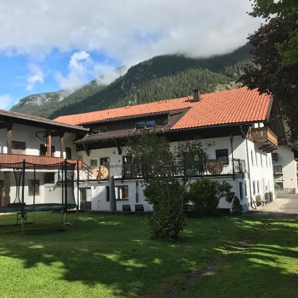 Pony-Ziegen-Hasen-Ranch Bichlbach, hotel en Bichlbach