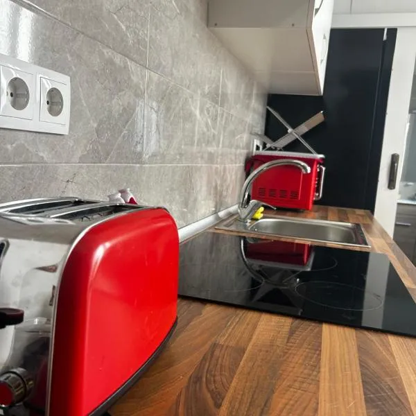 Mouse House, hotel v destinaci Novelda