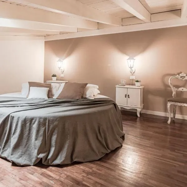 Thea - Centro Storico, hotel v Monze