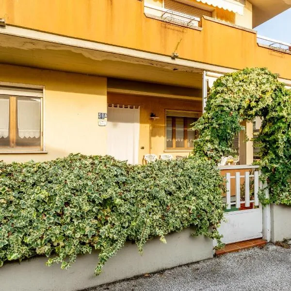 Villetta Girasole, hotel in Torre del Lago Puccini
