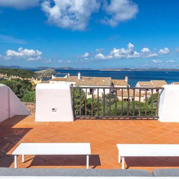 Porto Cervo Cala Del Faro, Villetta con Giardino e Rooftop, hotel v destinaci Cala Del Faro