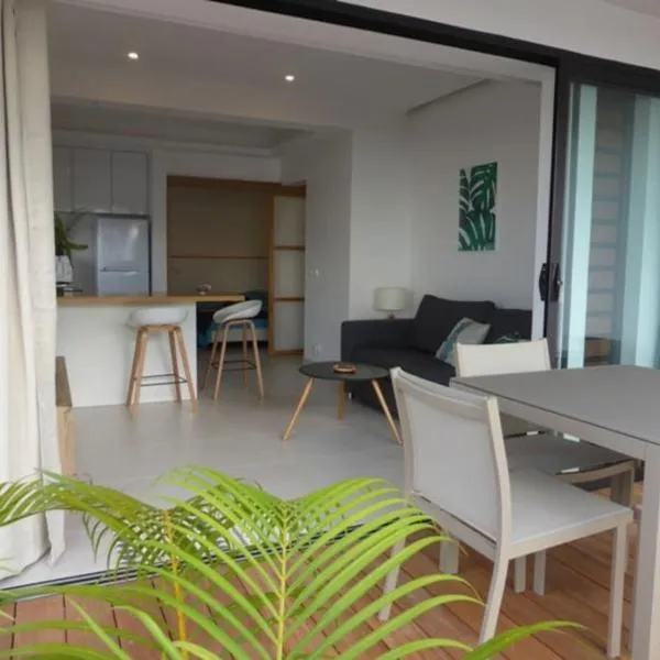 MATATIA LODGE - logement entier avec vue imprenable, hótel í Punaauia