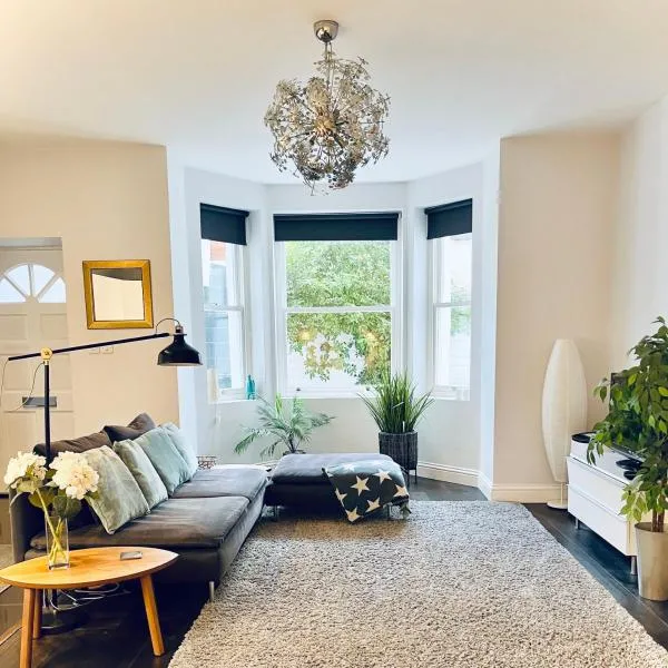 Stunning and Peaceful London Flat, hotel in London