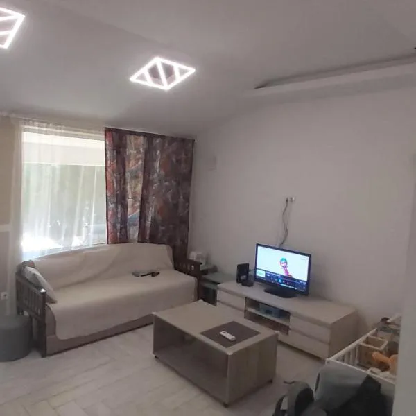 Appartement Darvinova, hotel v destinaci Voždivac