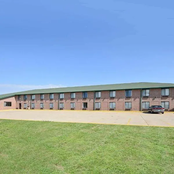 Days Inn by Wyndham Ozark Springfield, hotel v destinaci Ozark