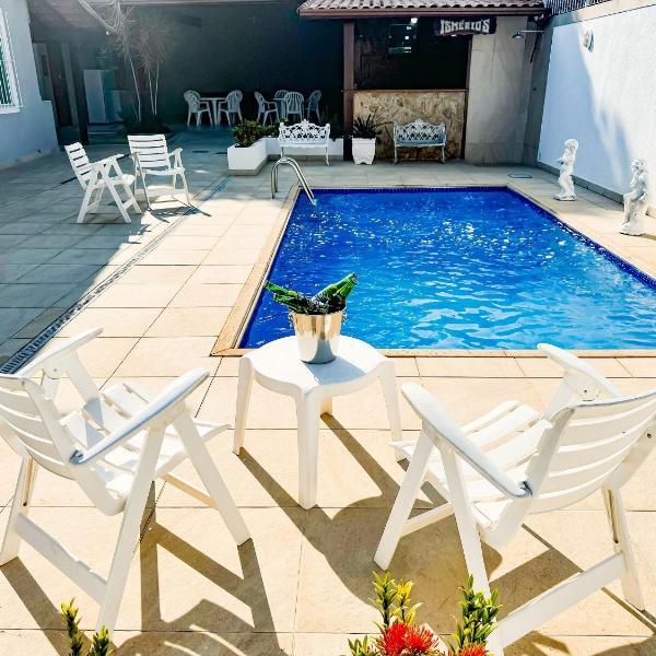 Casarão e piscina localização excelente | ROSF91