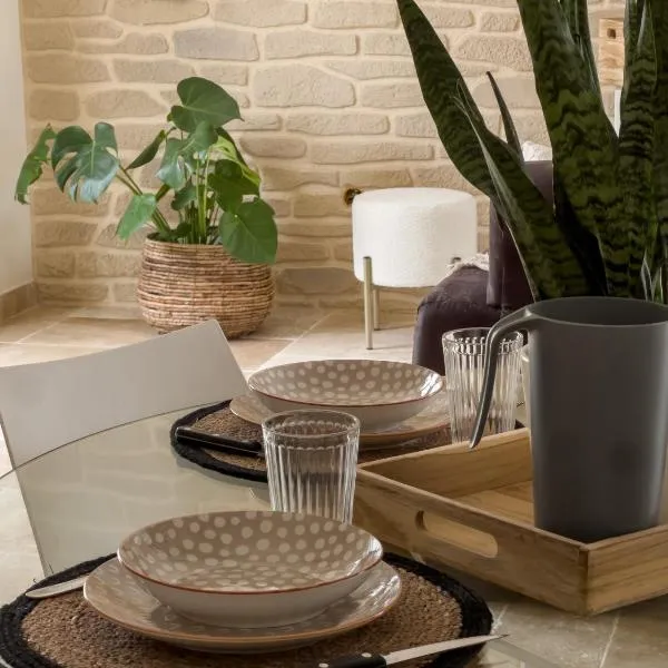 Logement familial cosy proche d'Auxerre & Chablis, hotel v destinaci Vergigny