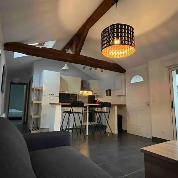 Charmante Maisonette à 3,5km de l'océan, en cœur de ville, hotel in Labenne