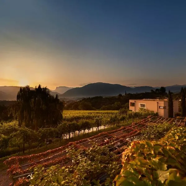 Weingut Stuck, hotel sa Appiano sulla Strada del Vino