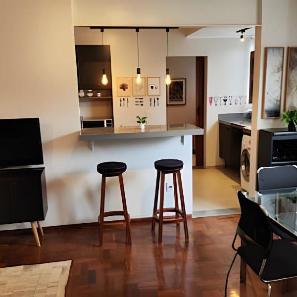SUPERPRÁTICO-Amplo Apê com Garagem em bairro nobre - Foto 4