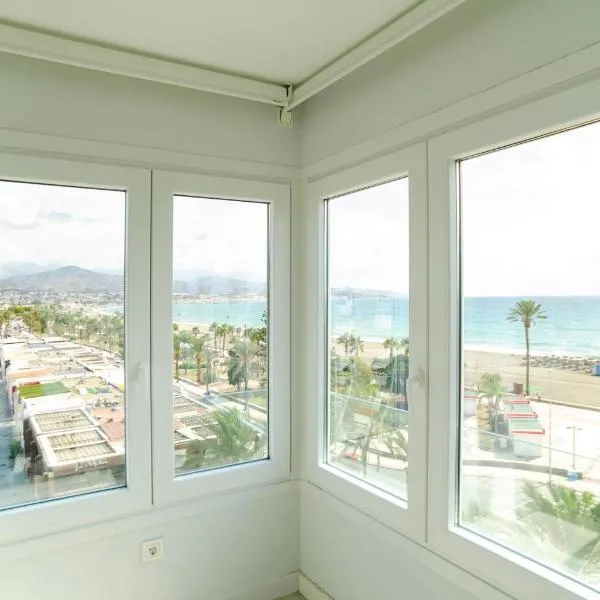 Vistas al mar Luxury - HOME RENT MALAGA, khách sạn ở Torre del Mar
