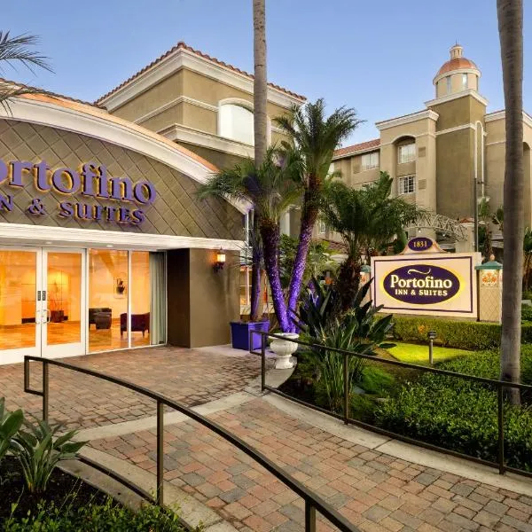 Anaheim Portofino Inn & Suites, hotel en Anaheim