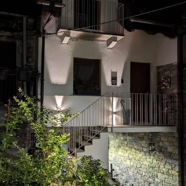LA VIA DEL SALE accommodations holidays, hotel v destinaci Domodossola