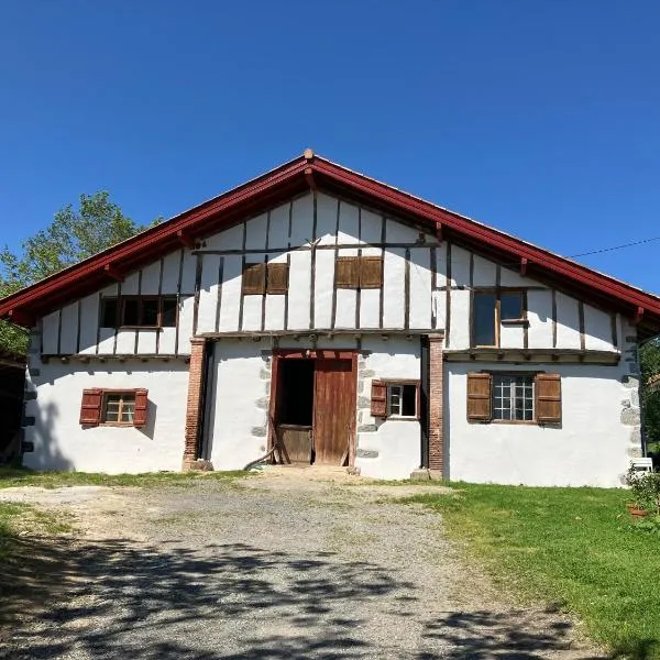 Haixpia, Les Chambres d'Hôtes, hotel v destinaci Hasparren