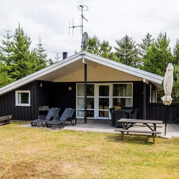 Enchanting Hideaway in Henne Town-By Traum, hotel in Henne Strand