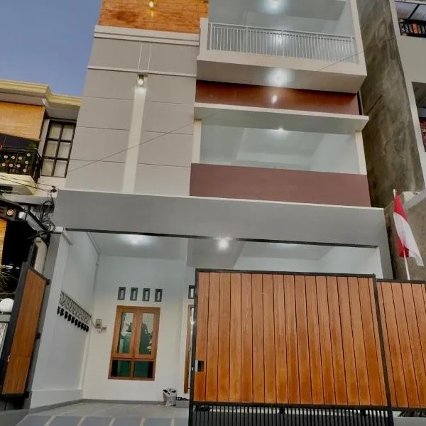 Han Gang Syariah, hotel v destinaci Ponorogo