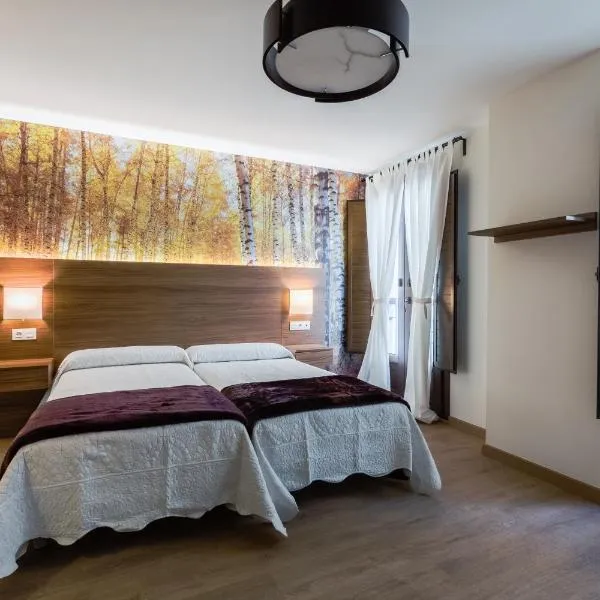 Hostal Arriola – hotel w mieście Nívar