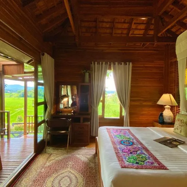 Nan Seasons Boutique Resort, hotel in Nan