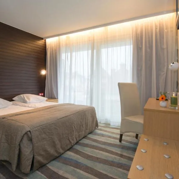 Hotel Maxim, hotell i De Panne