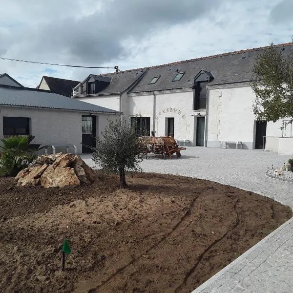 Domaine du Saugé, hotel v destinaci La Riche