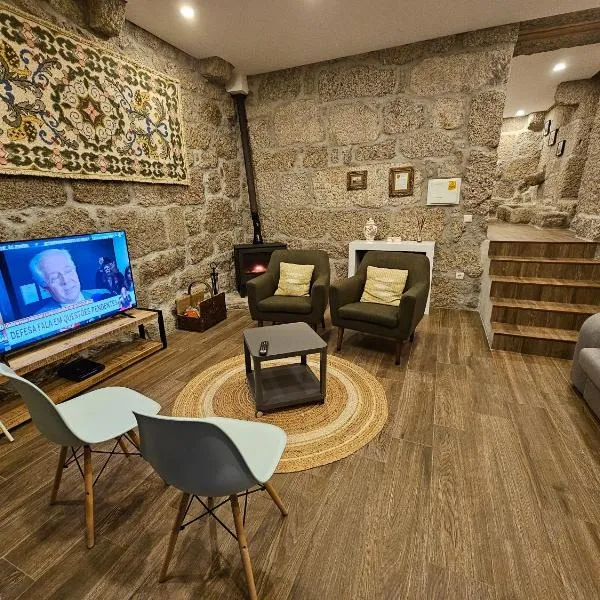 Quinta da Casa dos Santos - Inside Gerês, hotel in Geres