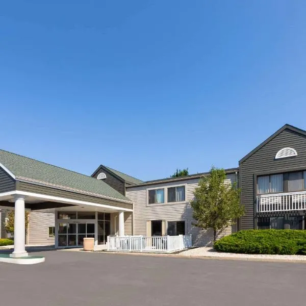 La Quinta Inn by Wyndham Sheboygan, hotel v destinaci Sheboygan