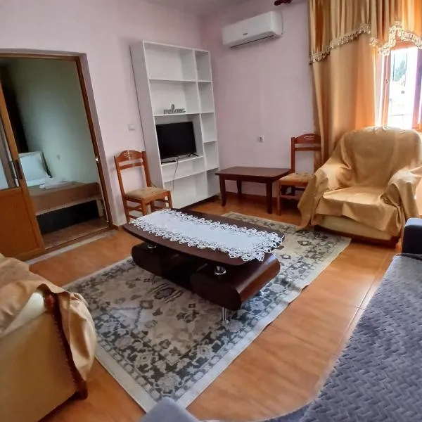 Betty's Home, hotel en Korçë