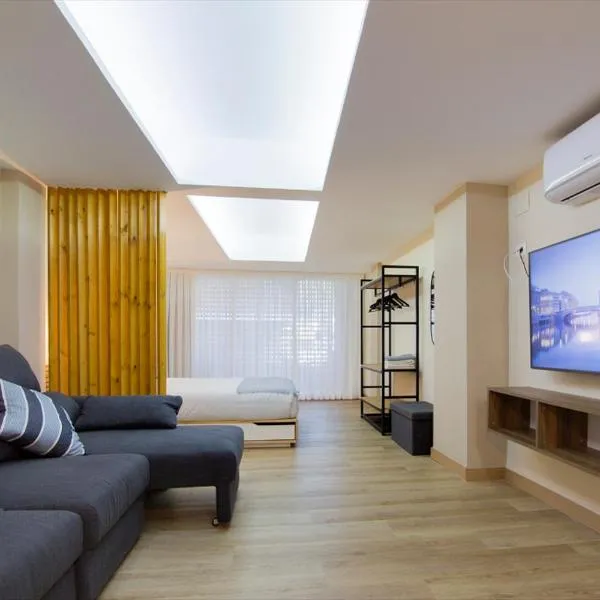 Apartamento en Bilbao con garaje, hotel in Bilbao