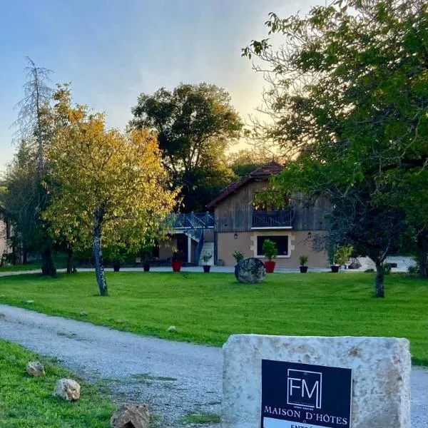 La Ferme de Maraval, viešbutis mieste Cénac-et-Saint-Julien