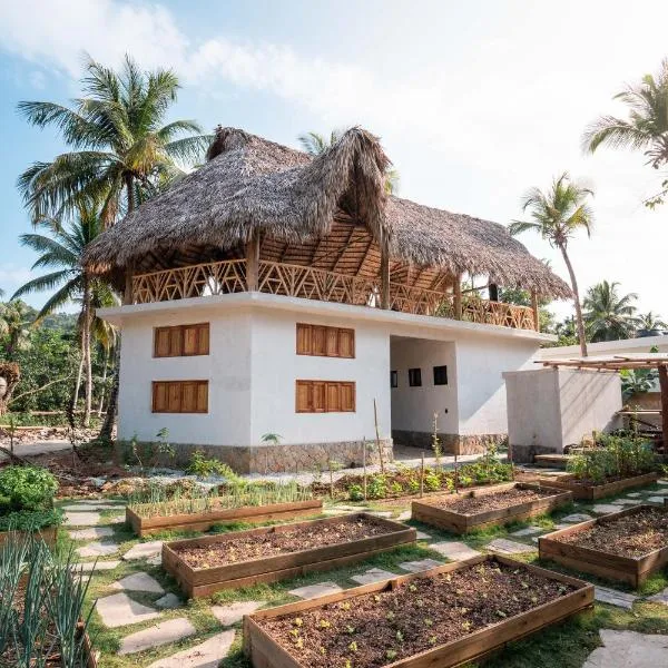 Leisy's Garden Hostel & Rooms, hotel v destinaci Santa Bárbara de Samaná